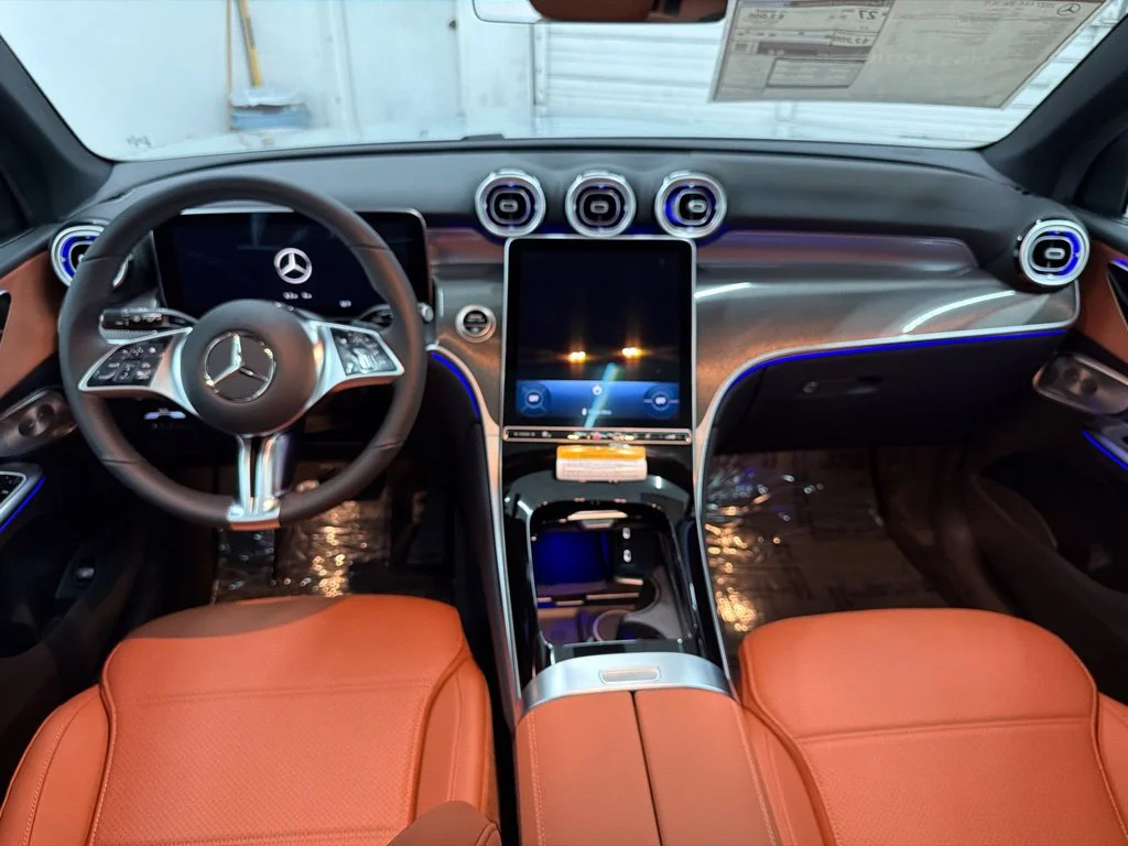 New 2027 Silver Mercedes-Benz GLC 300 image 25