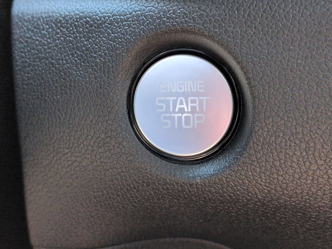 New 2026 Glacial White Pearl Kia EX image 34