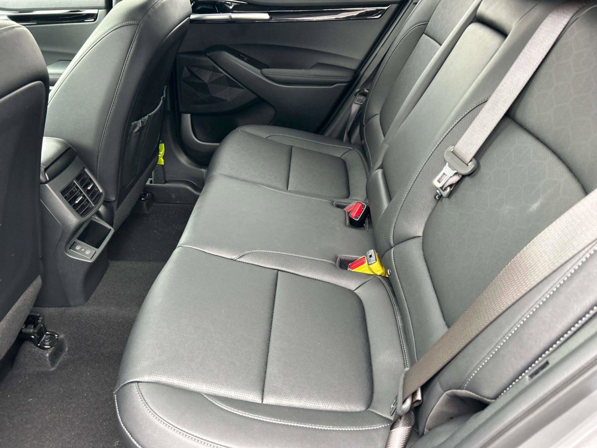 New 2026 Steel Gray Kia EX image 20