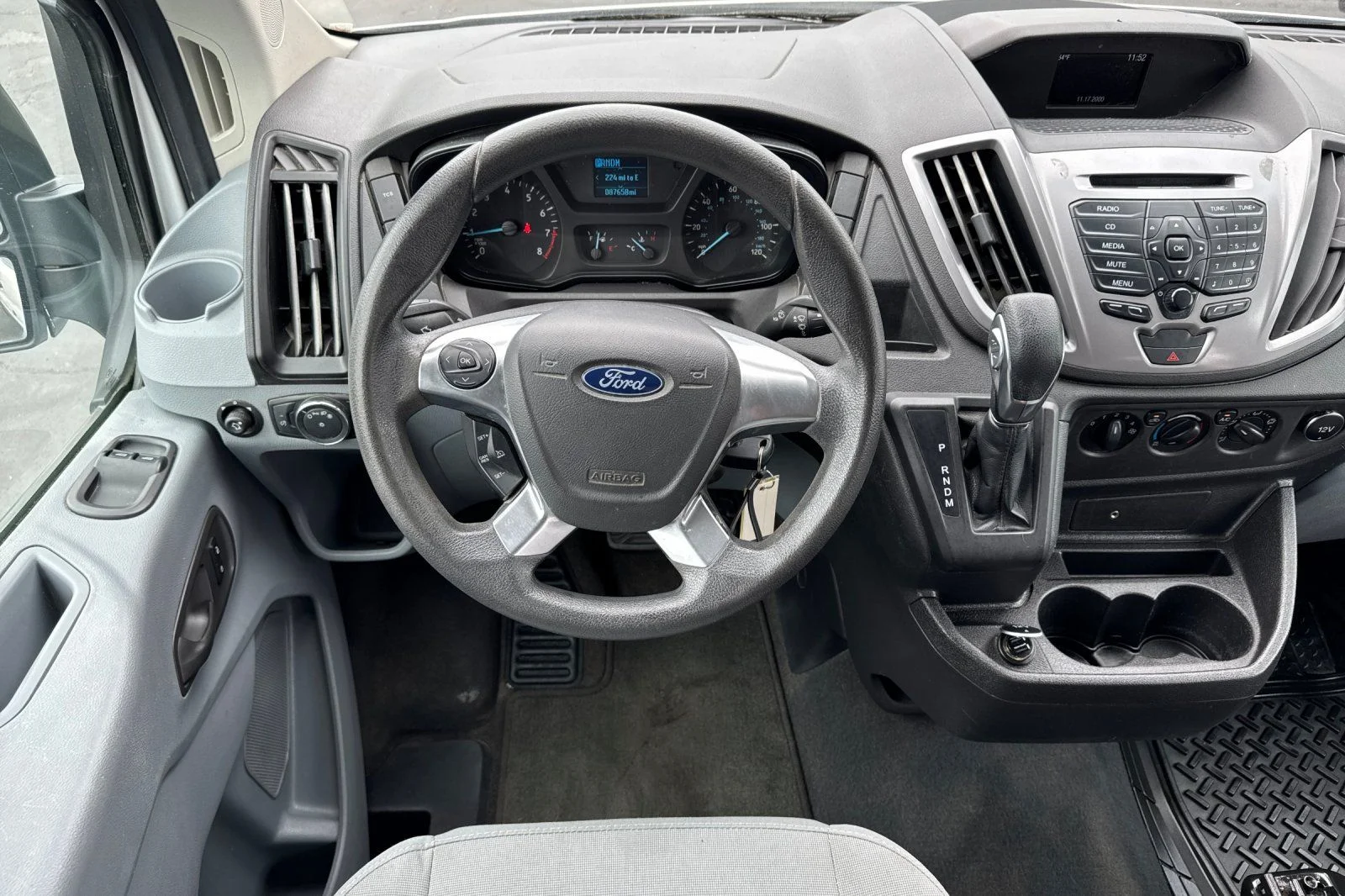 Certified Used 2019 Oxford White Ford XLT image 9