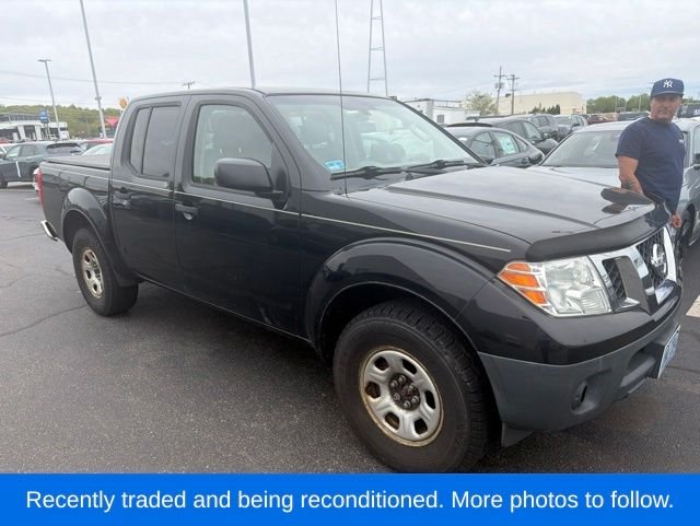 2014 Nissan Frontier 4.0 S Crew Cab 4x4 AT's photo