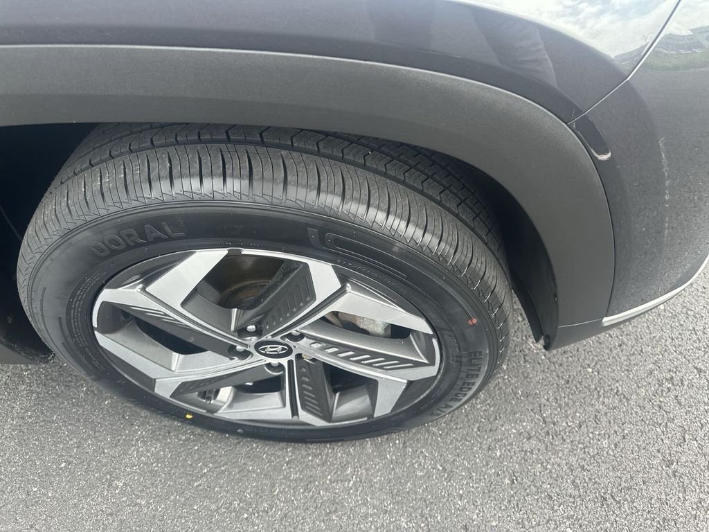 Used 2022 Gray Hyundai SEL image 16