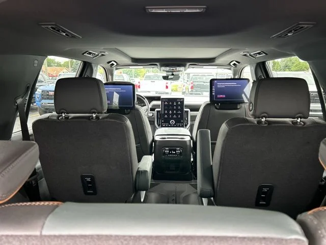 2026 GMC Yukon AT4 - Photo 12