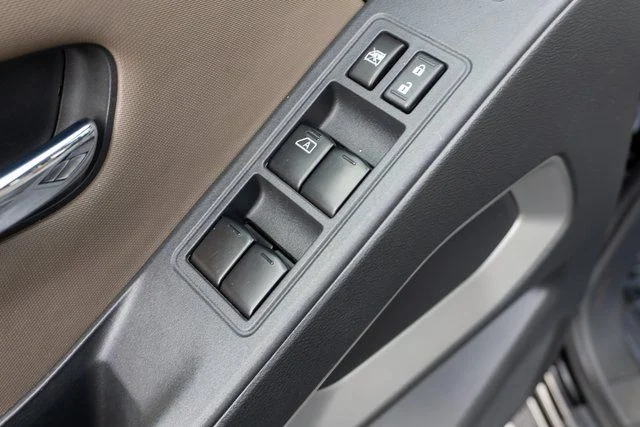 Used 2022 Black Nissan SV image 18