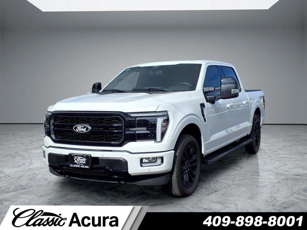 Used 2024 Star White Metallic Tri-Coat Ford LARIAT image 2