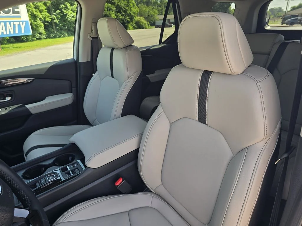 New 2026 Platinum White Pearl Honda RTL image 13