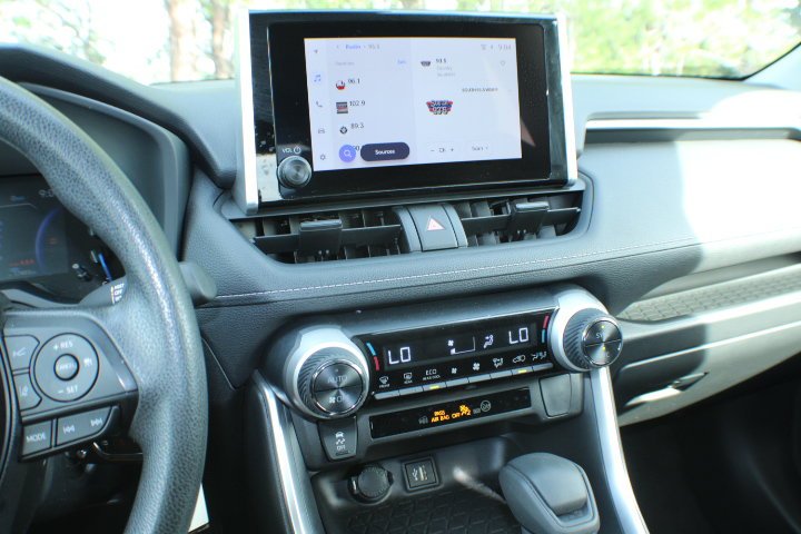 Certified Used 2025 Ice Cap Toyota Hybrid LE image 10