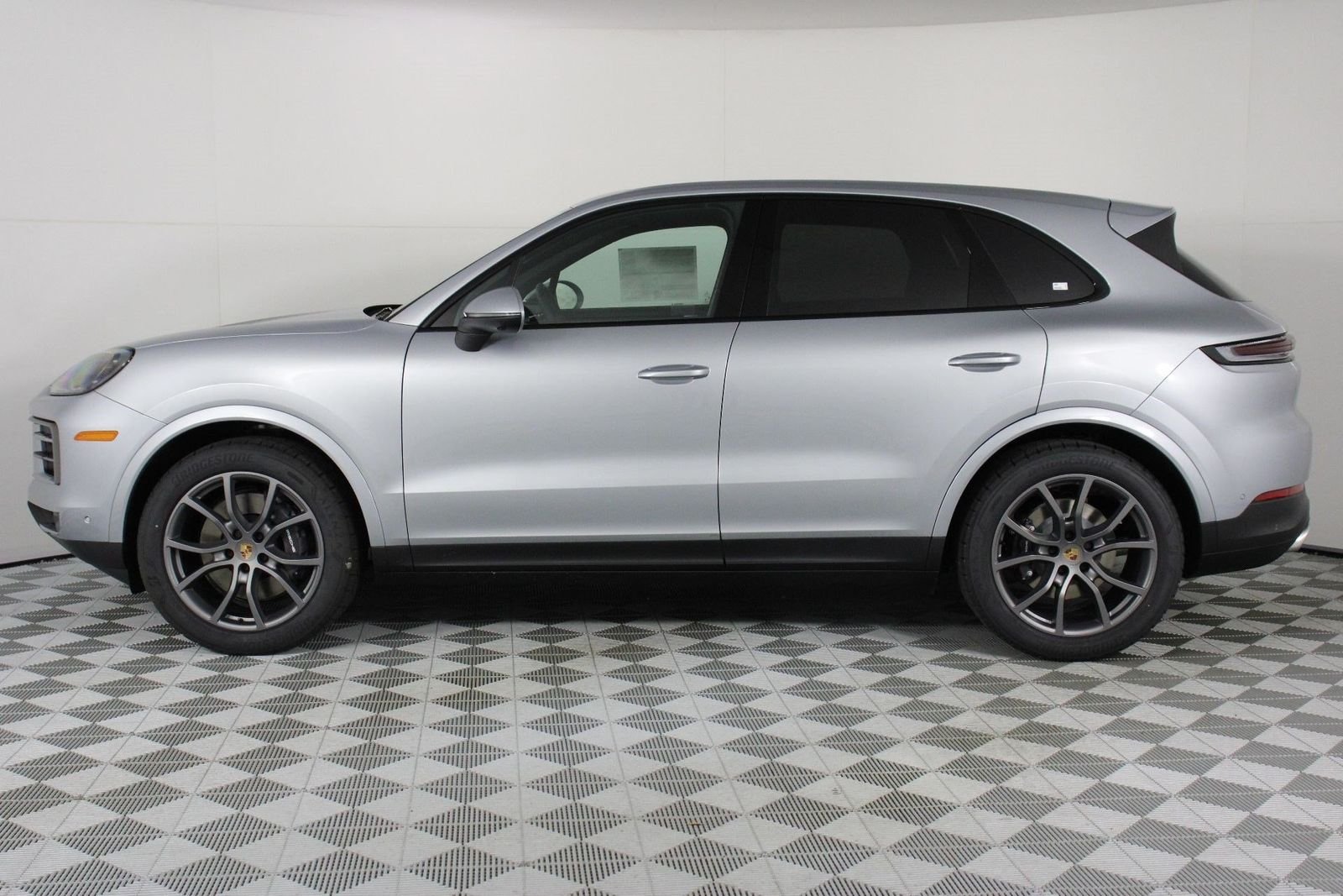New 2026 Dolomite Silver Metallic Porsche  image 2