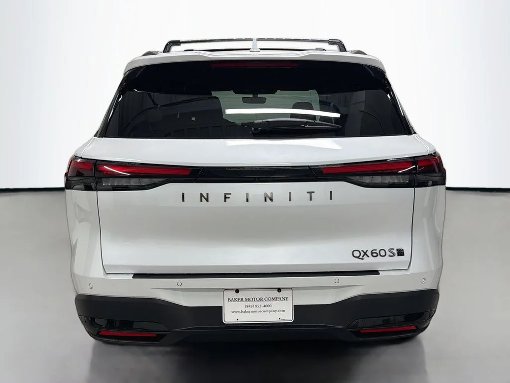New 2027 RADIANT WHITE INFINITI SPORT image 10