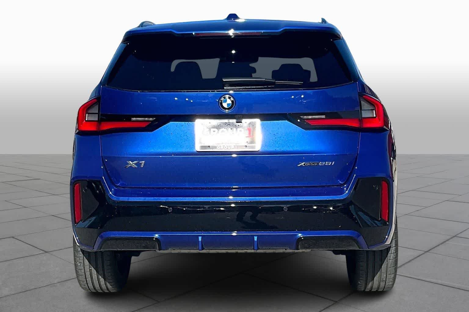 New 2025 Portimao Blue Metallic BMW xDrive28i image 4