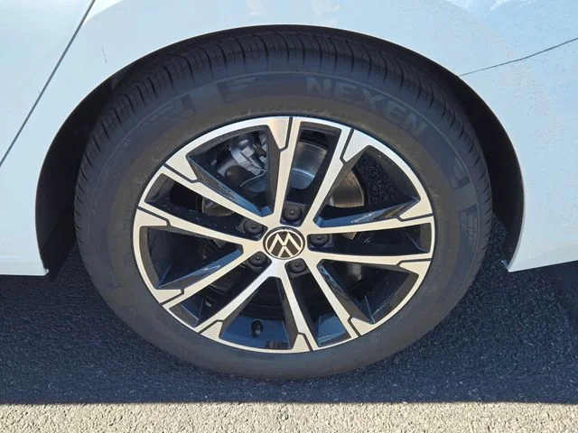 New 2026 White Volkswagen 1.5T Sport image 5