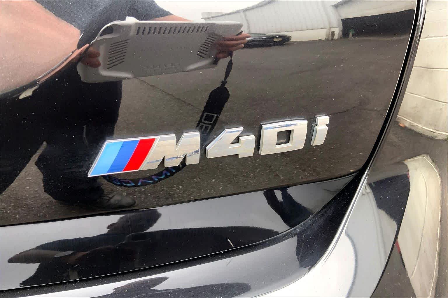 Used 2022 Black Sapphire Metallic BMW M40i image 32