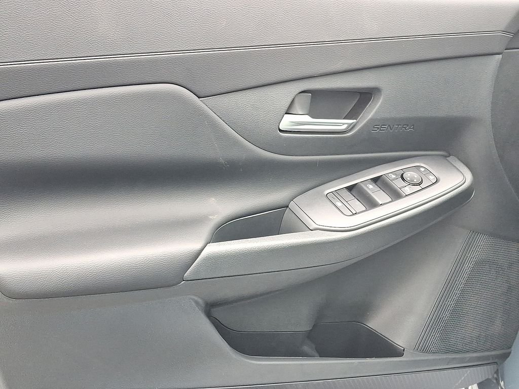 2026 Nissan Sentra — photo 8