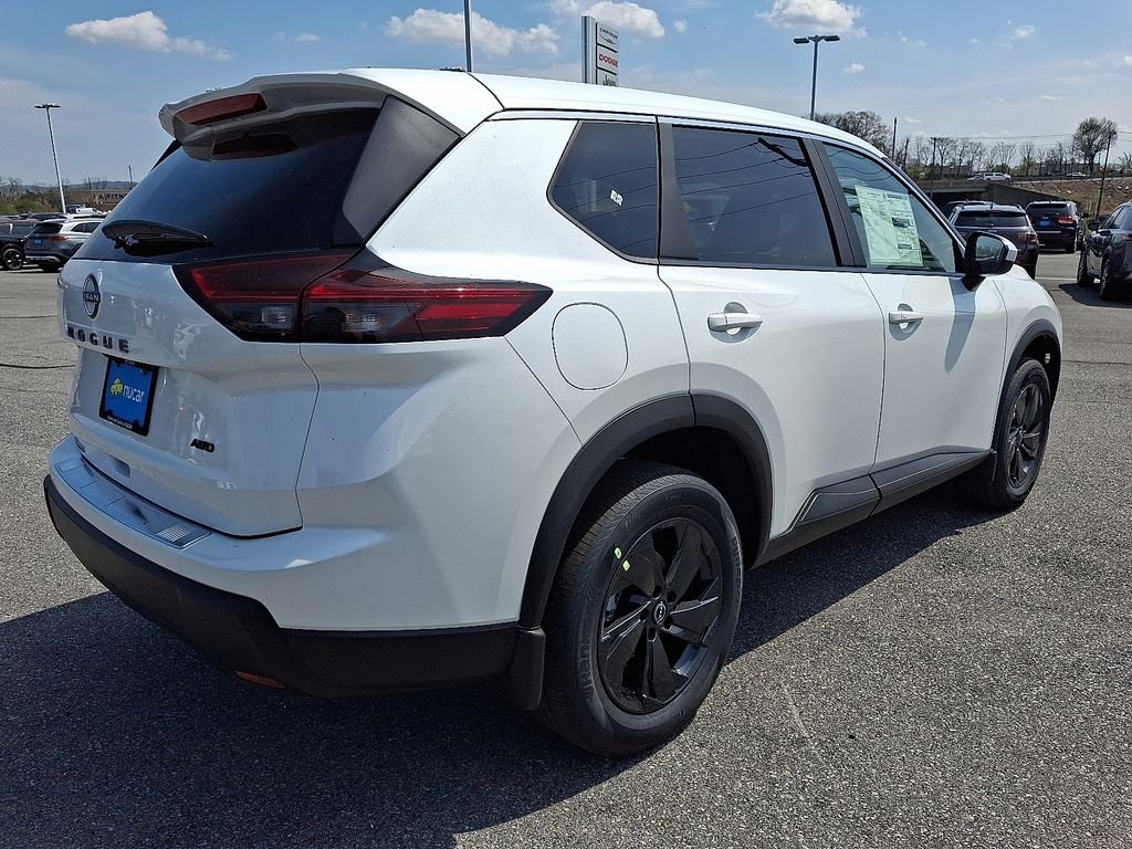 2026 Nissan Rogue — photo 4