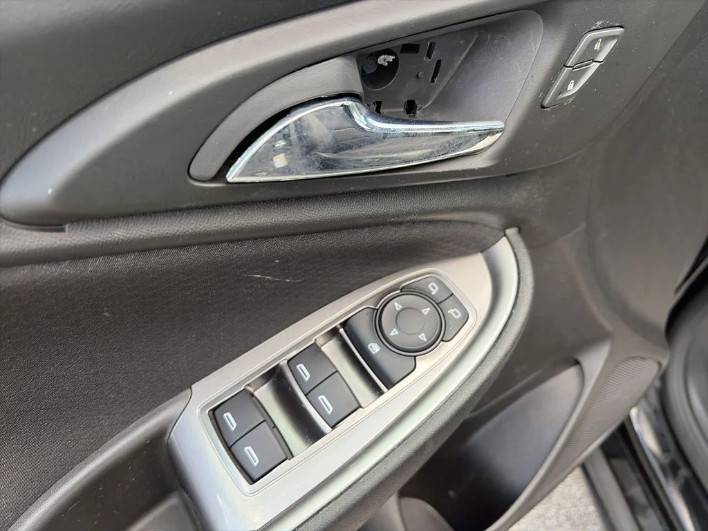 Used 2020 Black Chevrolet RS image 18