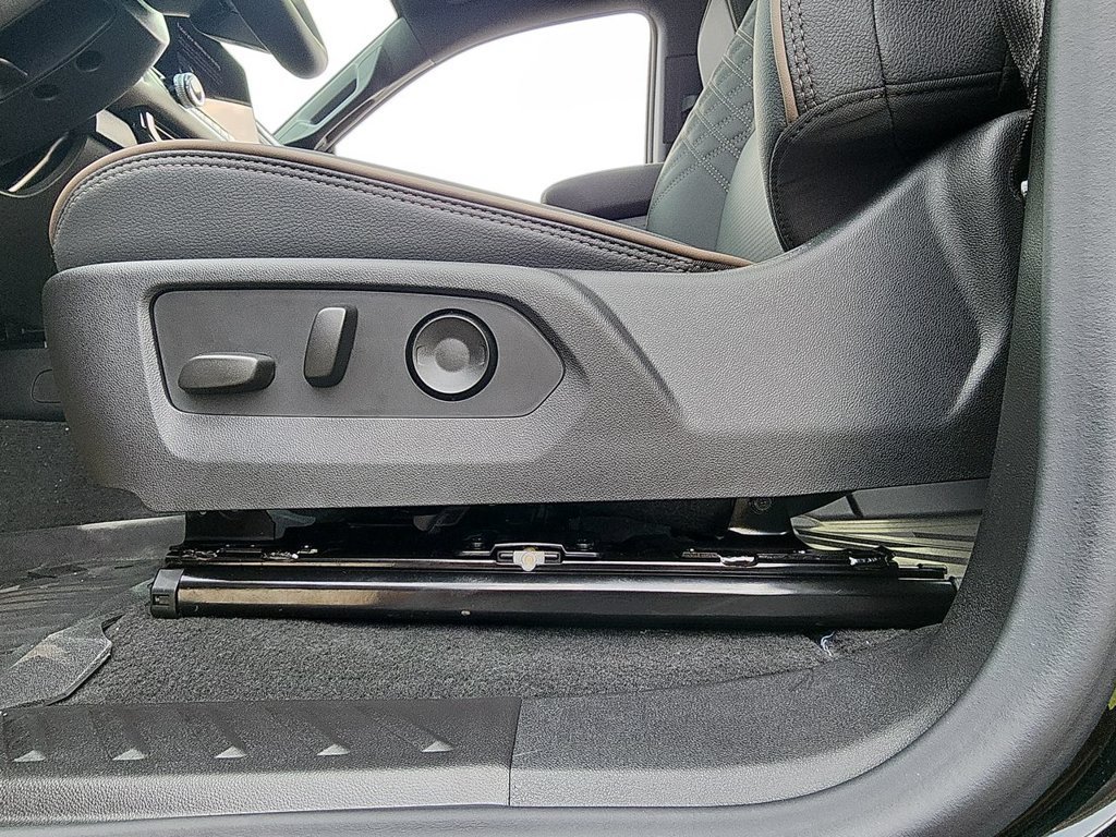 2026 GMC Canyon Denali - Photo 12
