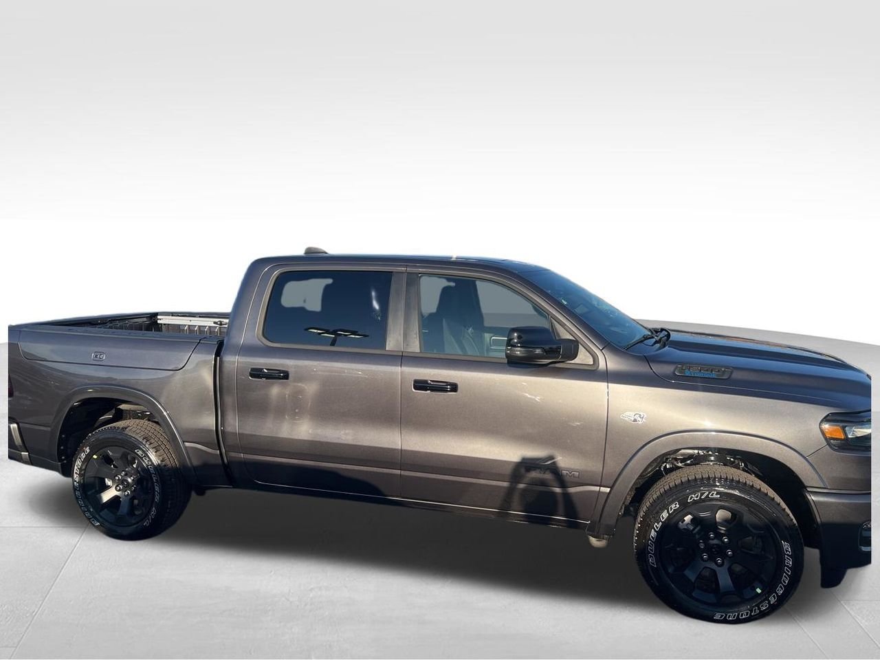 New 2026 Granite Crystal Metallic Clear-Coat Exterior Paint RAM Big Horn/Lone Star image 7