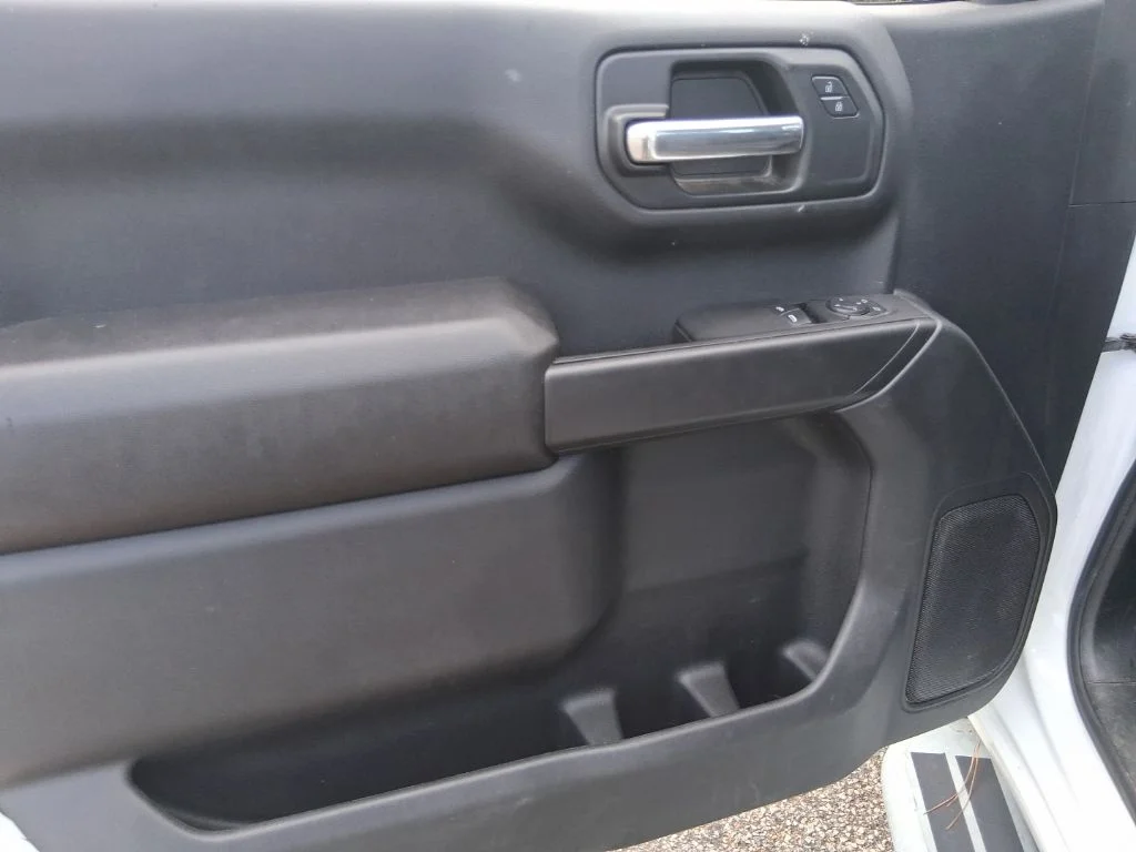 Used 2025 White Chevrolet WT image 10