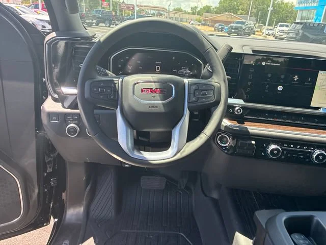 New 2026 Onyx Black GMC Elevation image 15