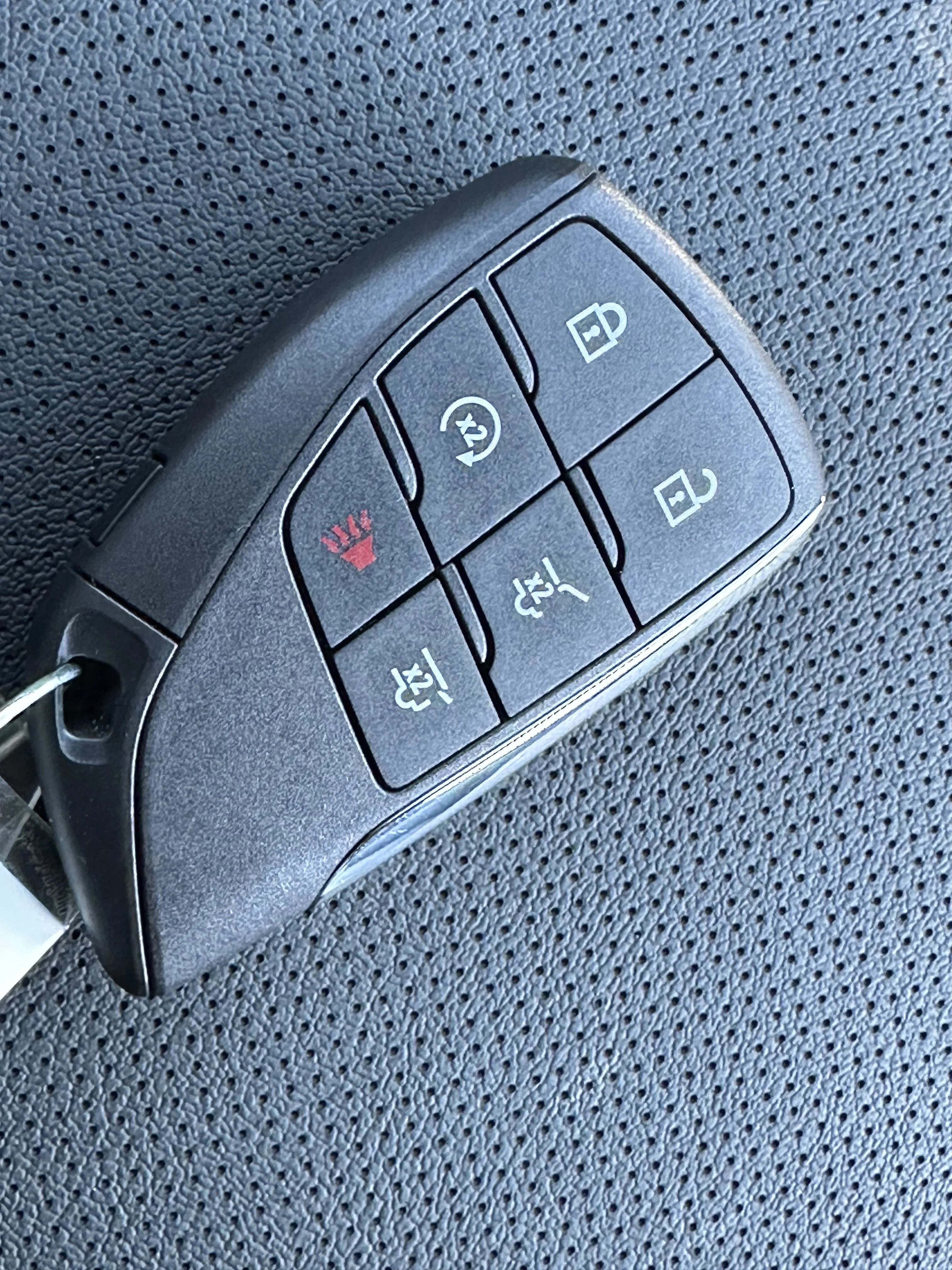 New 2026 Onyx Black GMC Elevation image 23