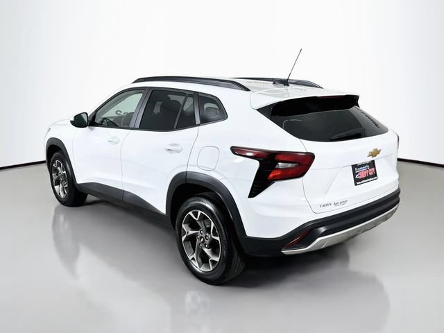 New 2026 Summit White Chevrolet LT image 6