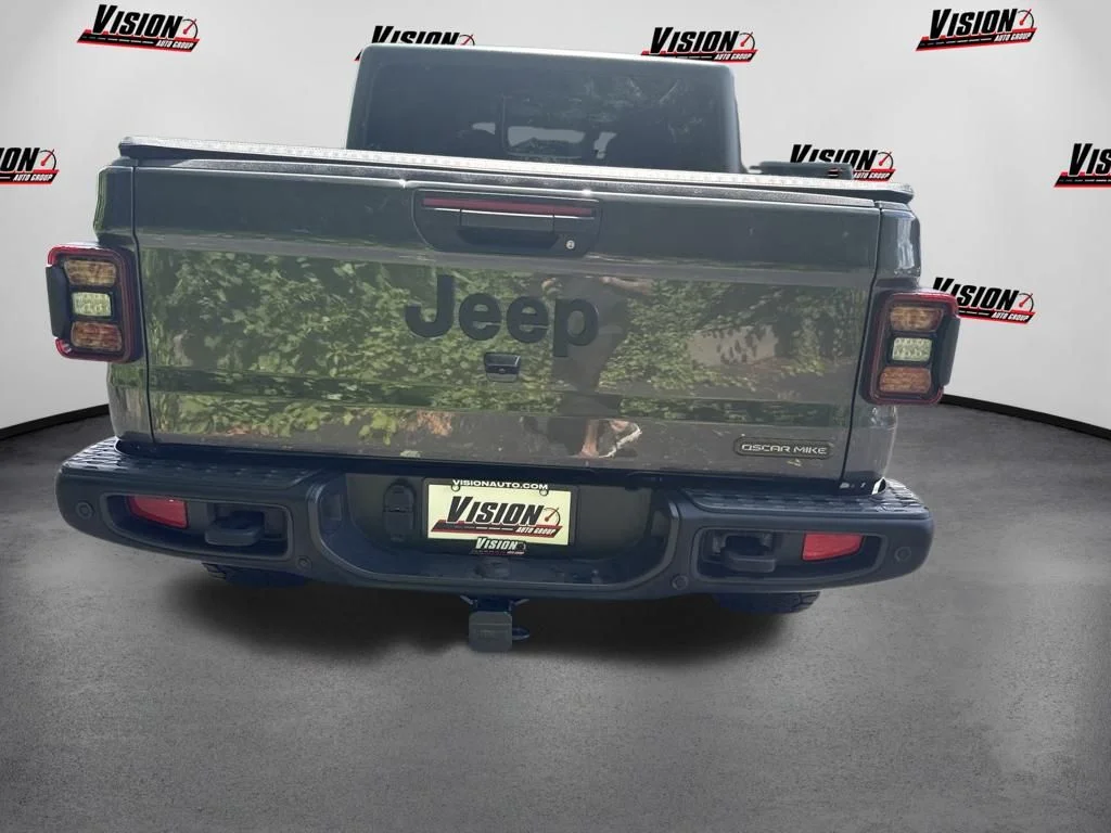 Used 2021 Gray Jeep  image 6