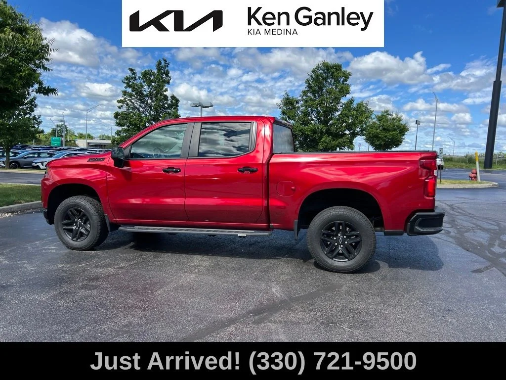 Used 2022 Red Chevrolet LT Trail Boss image 8