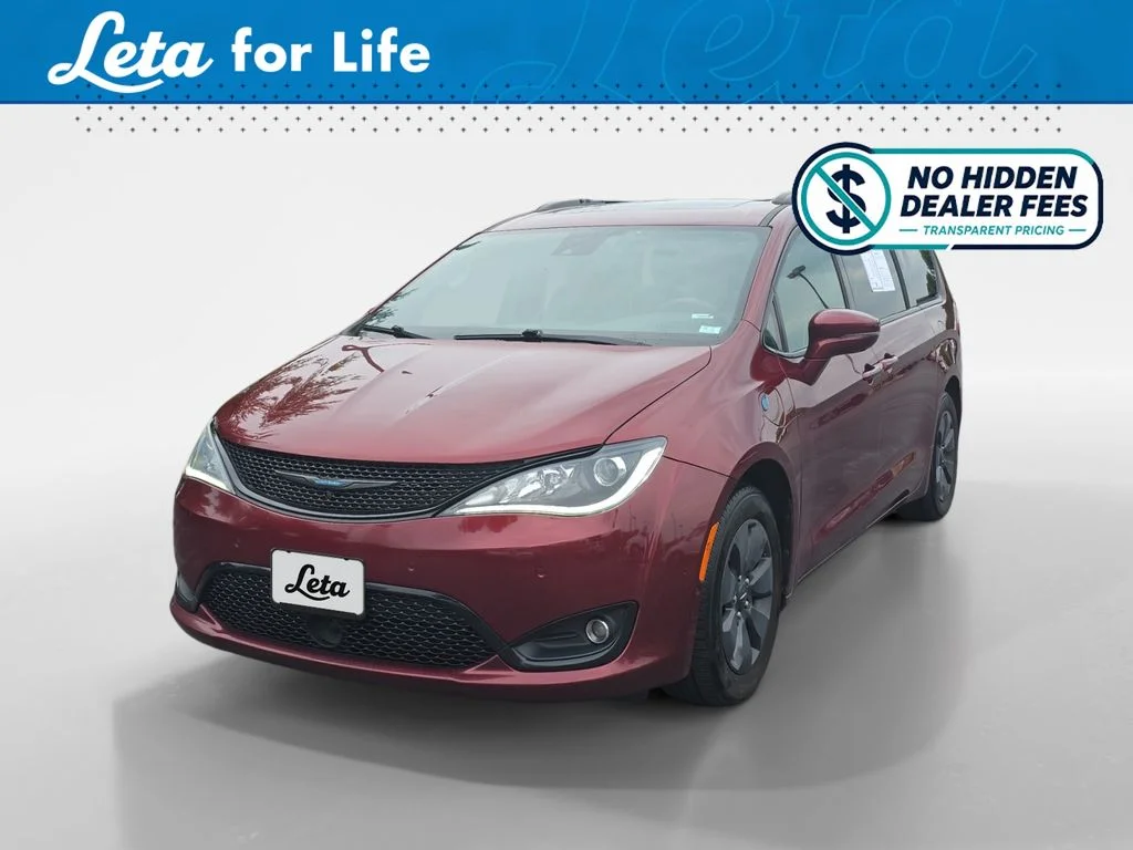 2020 Chrysler Pacifica Hybrid Limited Red S's photo