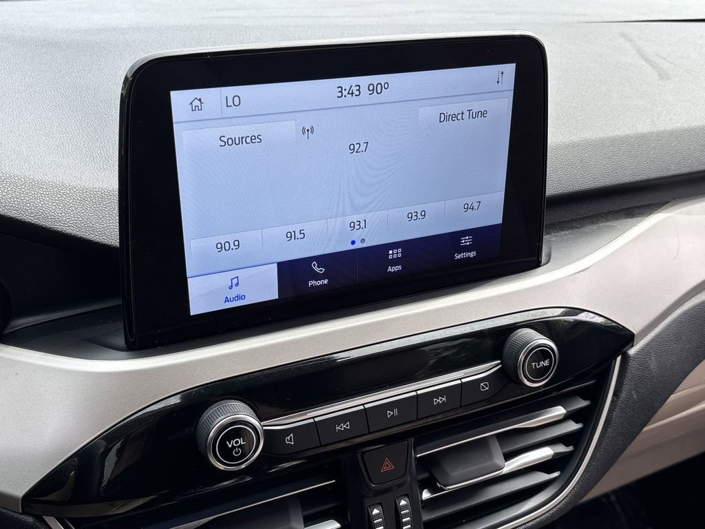 Used 2020 Silver Ford SE Sport image 12