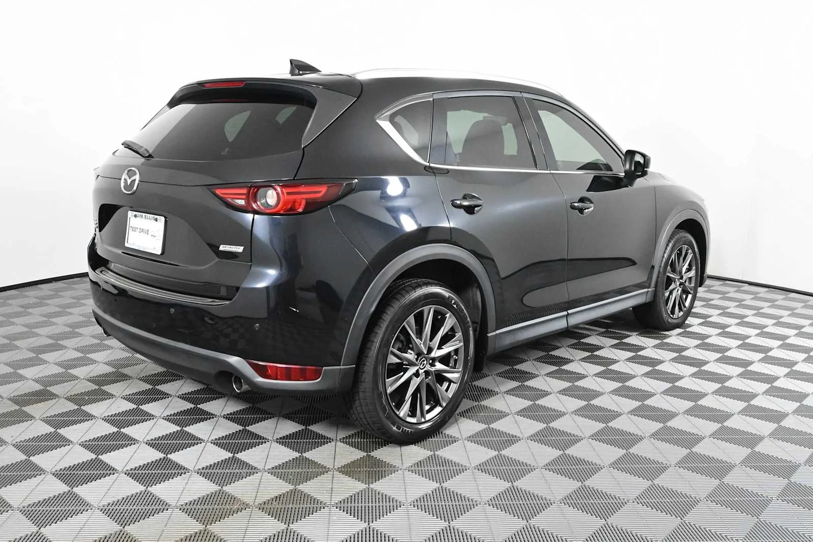 Used 2019 Jet Black Mica Mazda Signature image 8