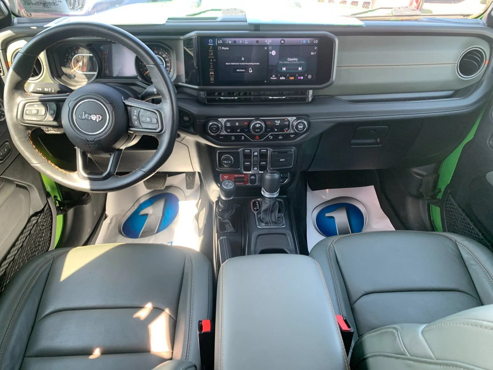 Used 2025 Green Jeep Mojave X image 15