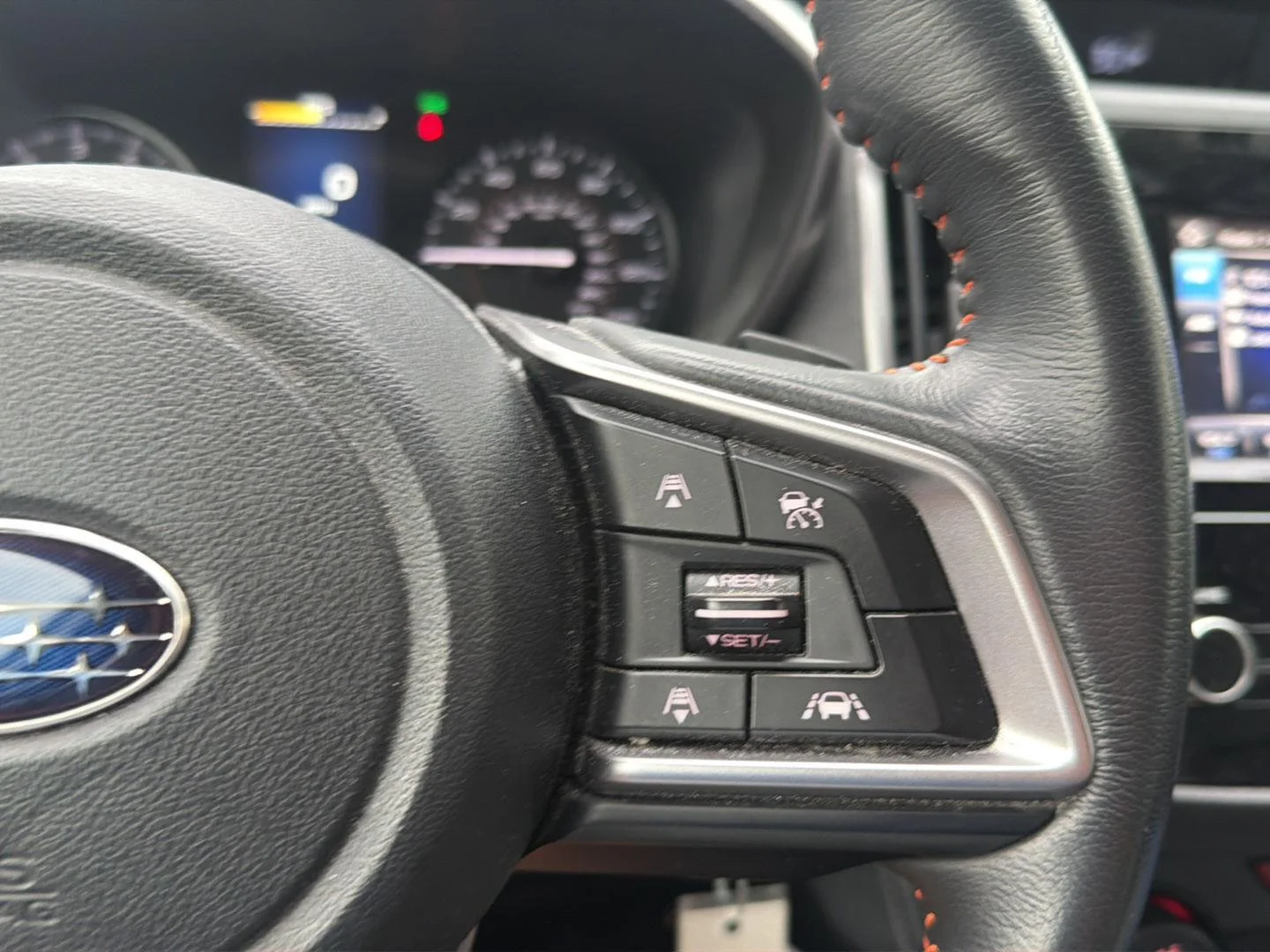 Used 2018 Crystal White Pearl Subaru Premium image 12