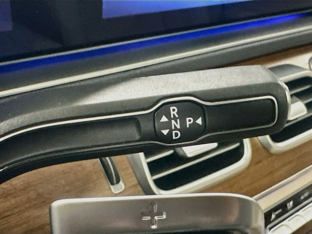 Certified Used 2024 Polar White Mercedes-Benz GLE 450 image 18