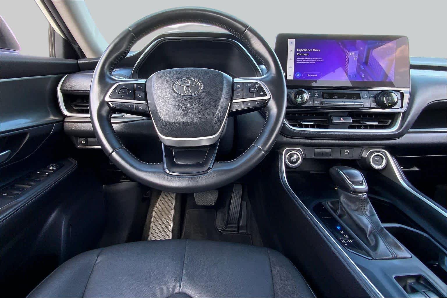 Used 2024 Coastal Cream Toyota XLE image 6