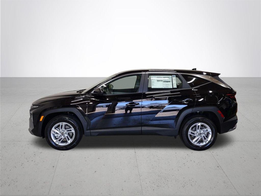New 2026 Phantom Black Hyundai SE image 11