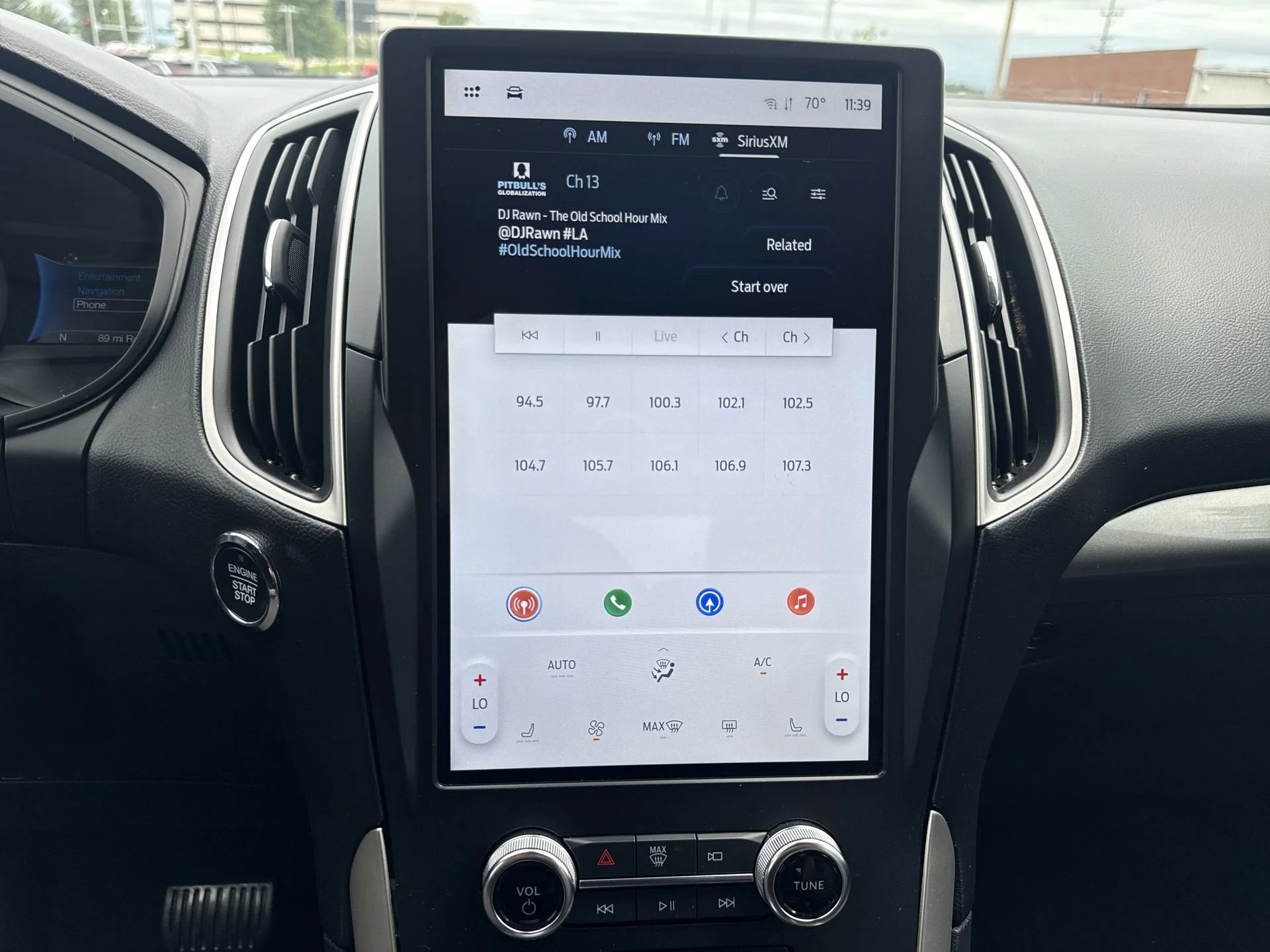 2024 Ford Edge SEL - Photo 16
