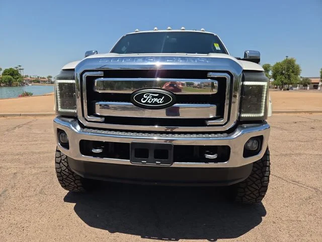 Used 2016 White Ford Lariat image 2