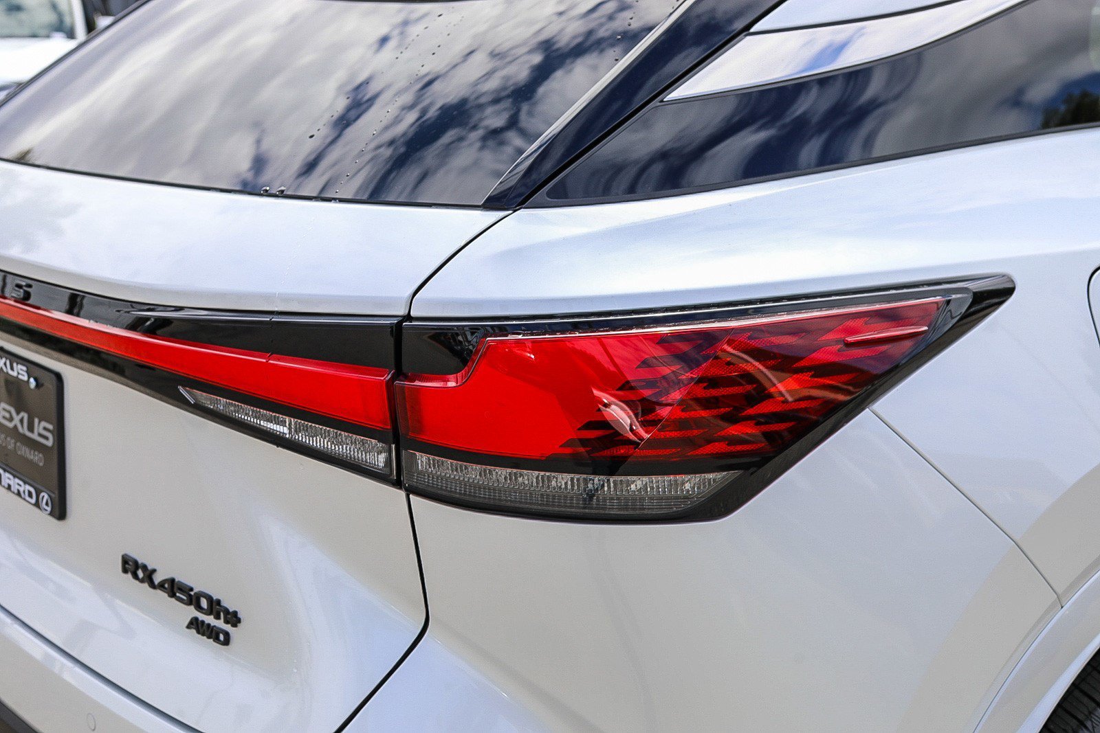 New 2026 Eminent White Pearl Lexus RX 450h+ PREMIUM AWD image 8