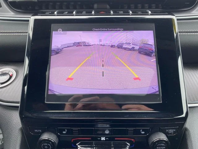 Used 2025 Black Jeep Altitude X image 18