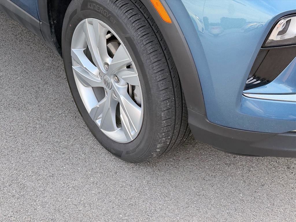 Used 2024 Ocean Blue Metallic Buick Preferred image 4