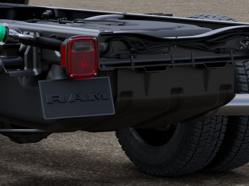 New 2026 Diamond Black Crystal Pearl-Coat Exterior Paint RAM LARAMIE image 6