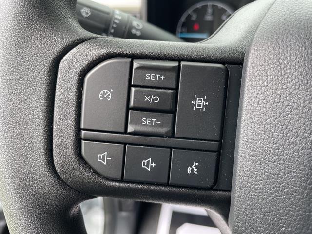 New 2026 Oxford White Ford F-450® XL image 41