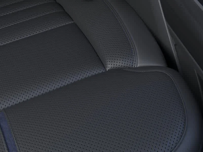 New 2025 Star White Metallic Tri-Coat Ford Platinum® image 16