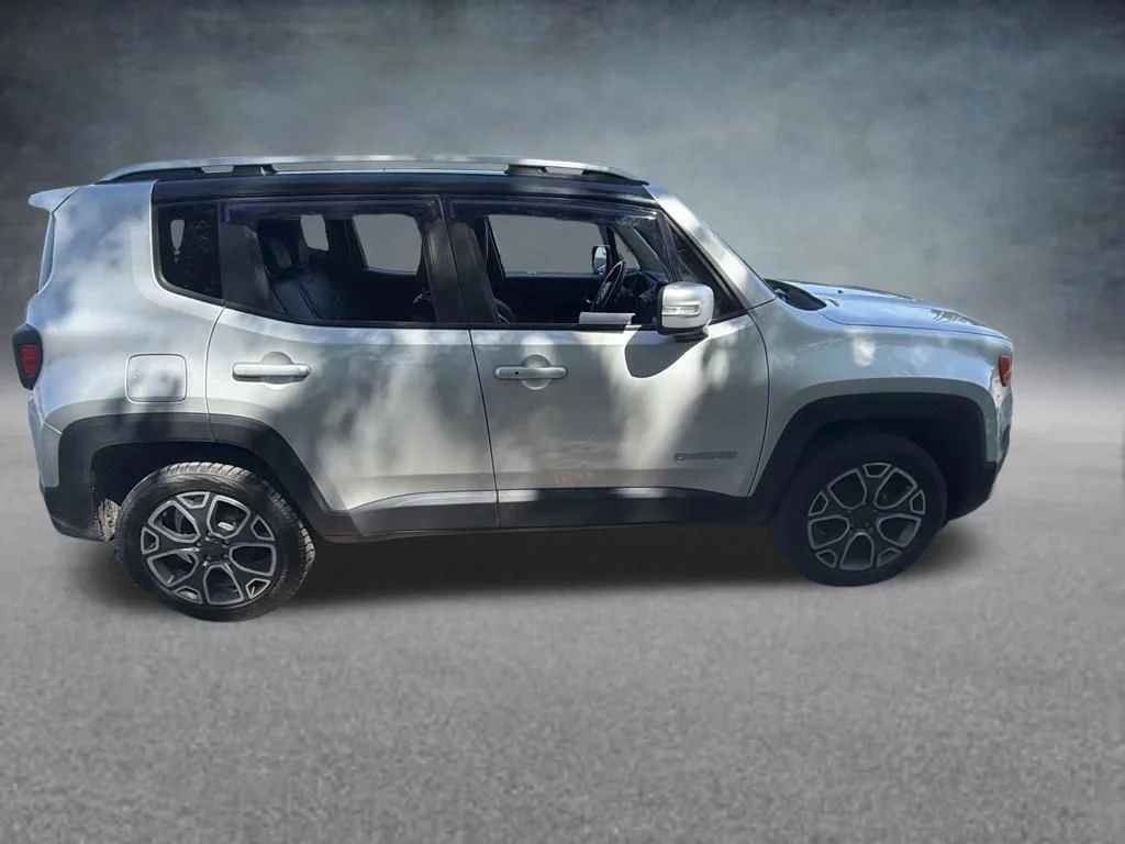 Used 2018 Silver Jeep Limited image 7