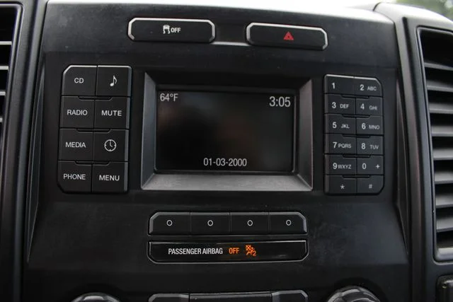 Used 2016 White Ford XL image 13