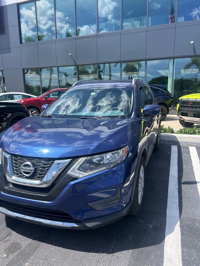 2017 Nissan Rogue SV