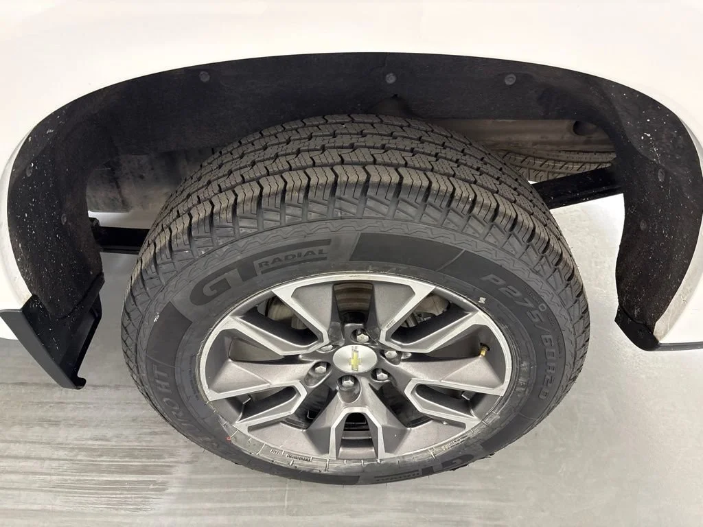 Certified Used 2020 SUMMIT WHITE Chevrolet LT image 13