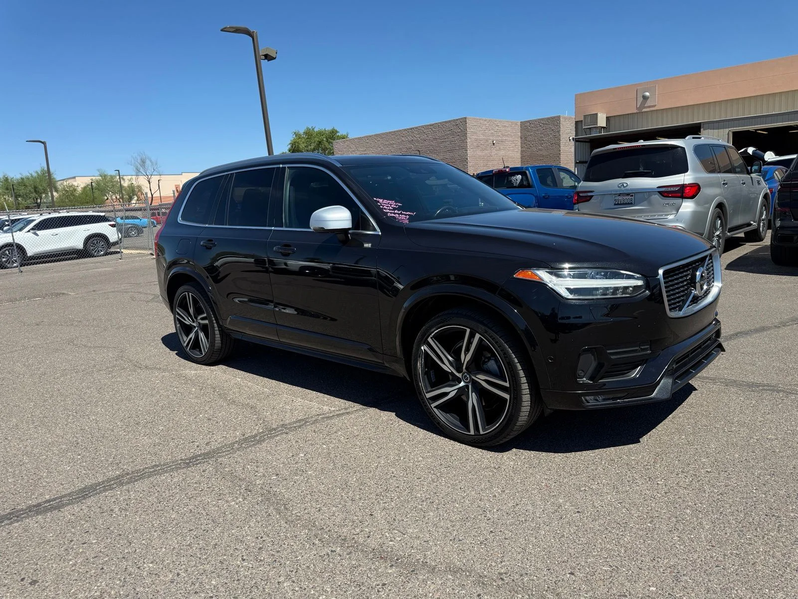 Used 2019 Onyx Black Volvo T6 R-Design image 2