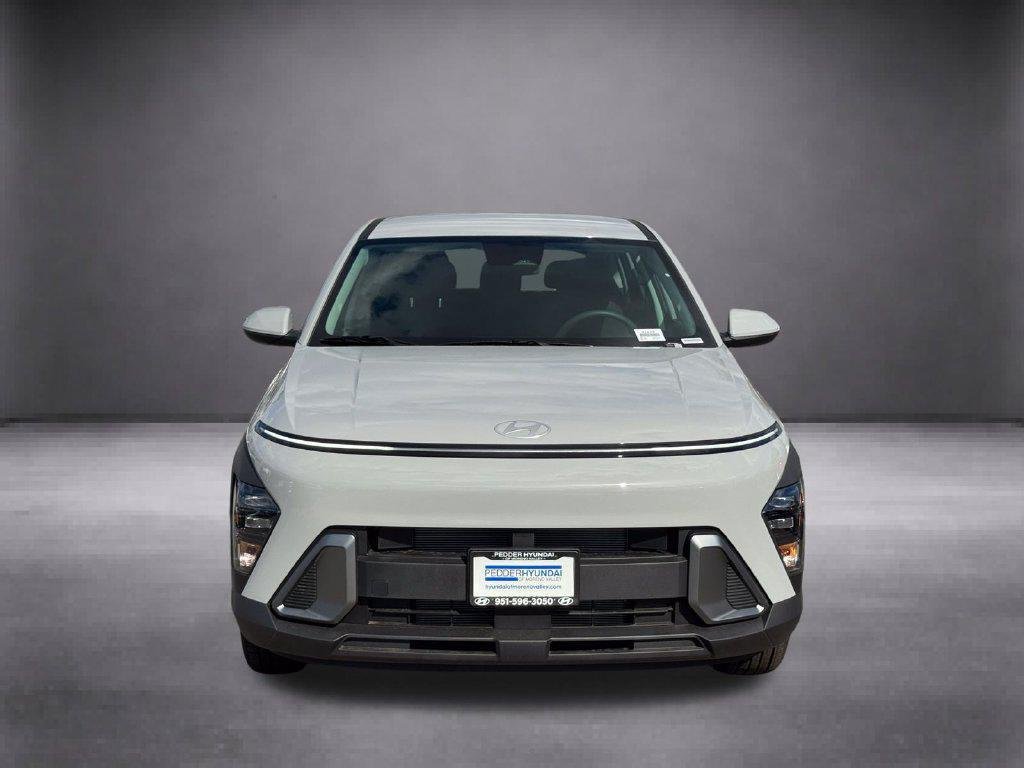 New 2027 Gray Hyundai SE FWD image 2