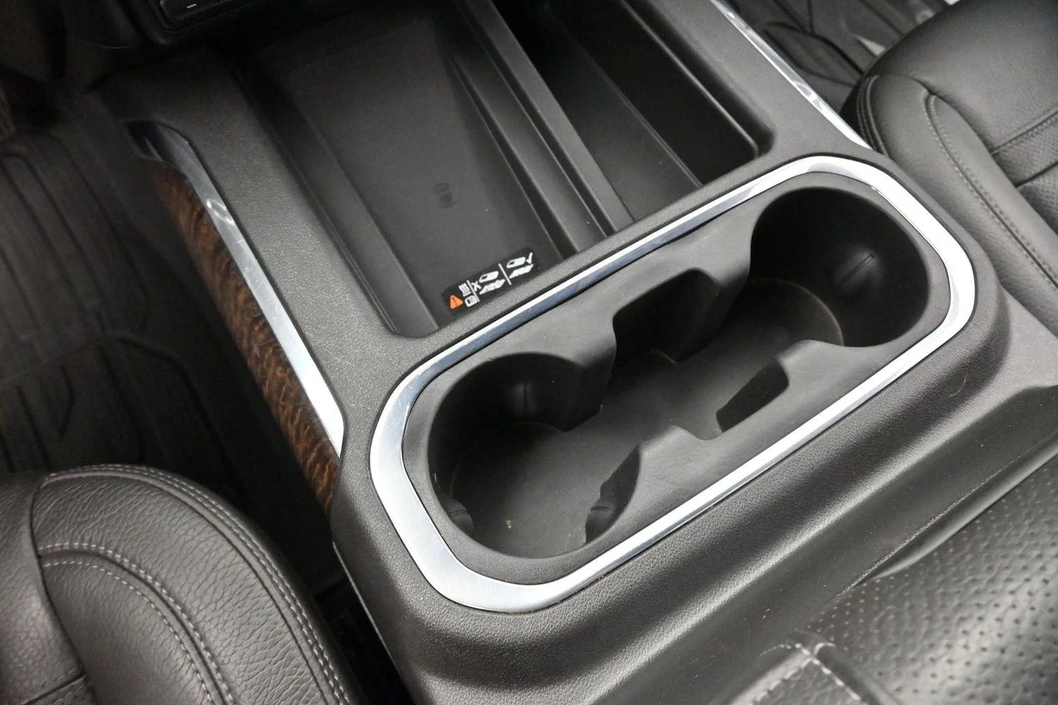 Used 2021 Onyx Black GMC Denali image 26